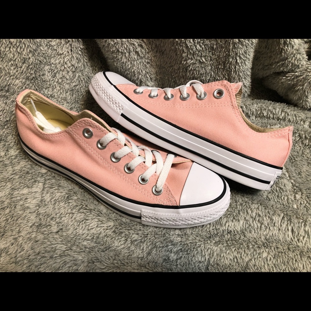 Ladies converse